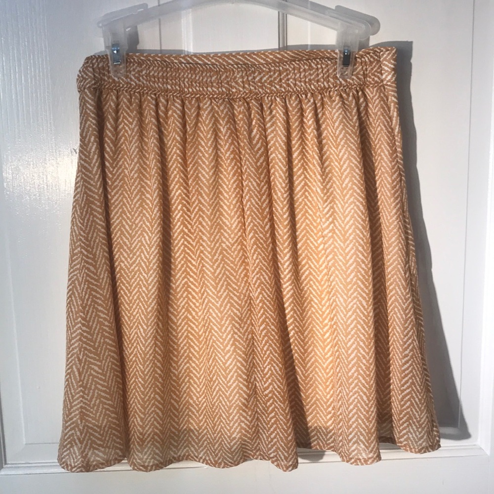 Skirt - Picture 3 of 3